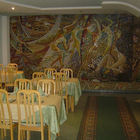 Zhibek Zholy Hotel Astaná Exterior foto